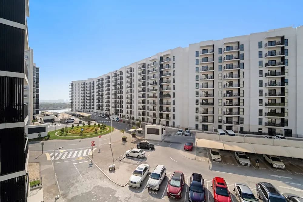 Silkhaus Canalside 1BR Water s Edge Yas Island - photo 16