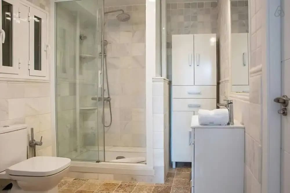 Modern 2 Bed Apt 10min from Las Ventas - photo 9
