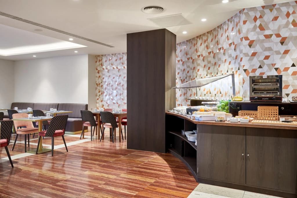 Hotel Exe Mitre - photo 31