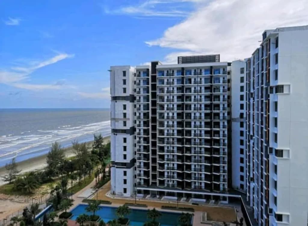 TimurBay Seafront Residence by HardinaHomes - photo 7