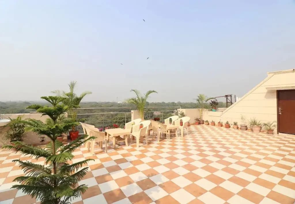 Kehar Palace by OYO Rooms - photo 18
