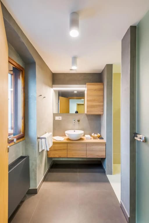 Modern Apartment in a Picturesque 15th-Century Building - photo 9