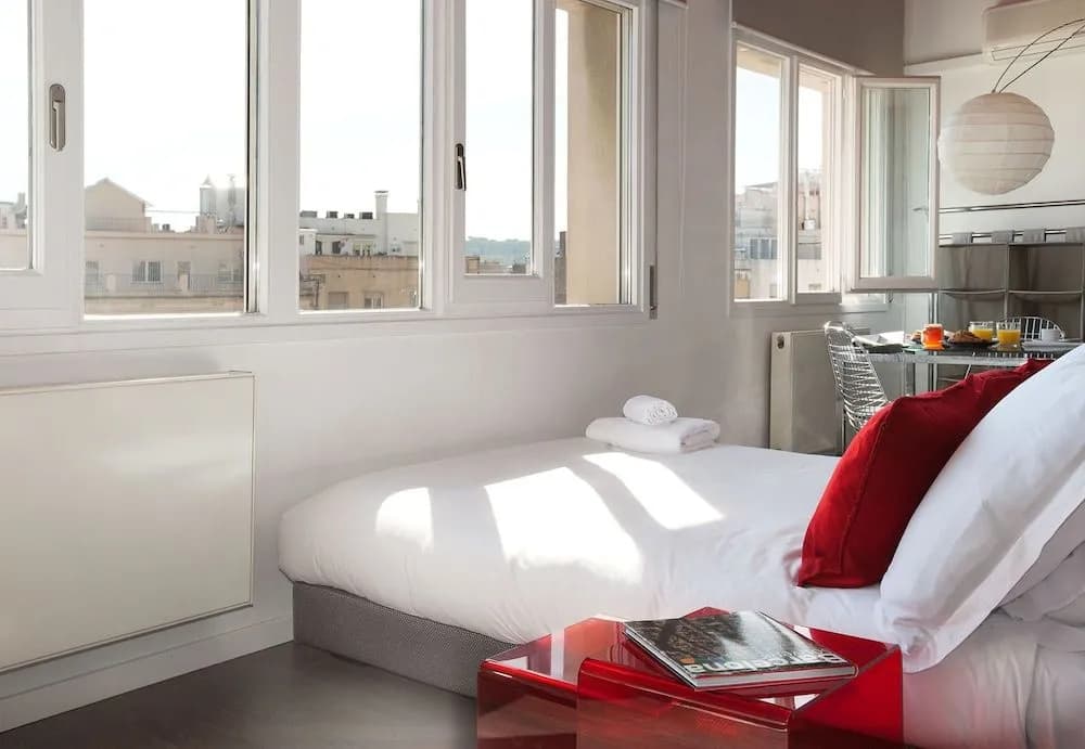 Enjoybcn Coliseum Apartments - photo 4