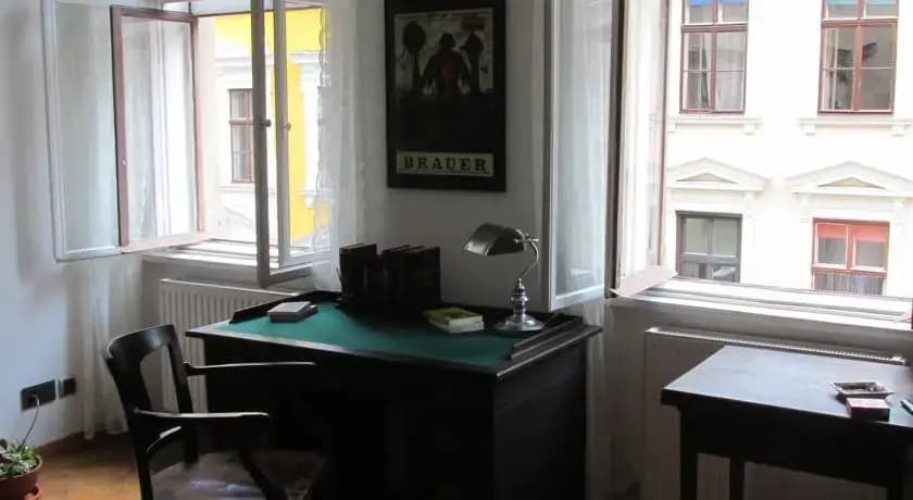 Art Nouveau Apartment - photo 5