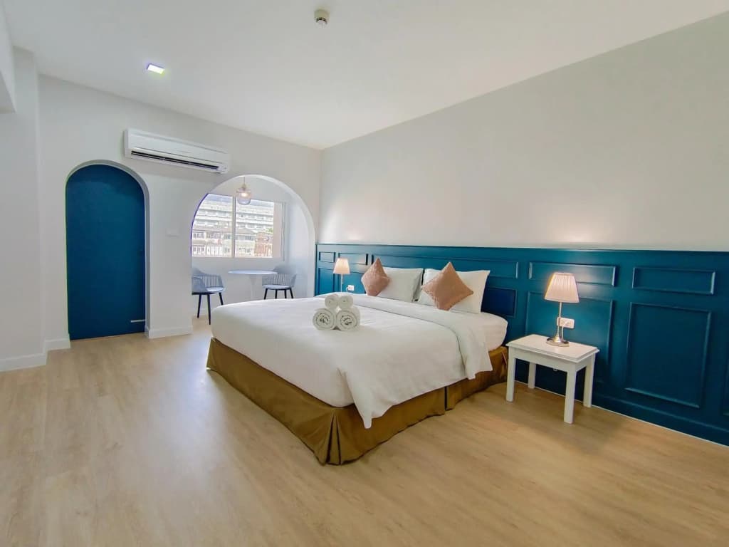 Regent Ramkhamhaeng and Apartment - photo 5