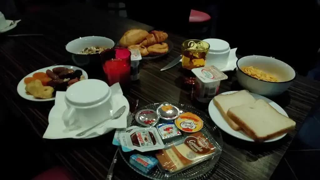 Hotel Bonsejour Montmartre - photo 12