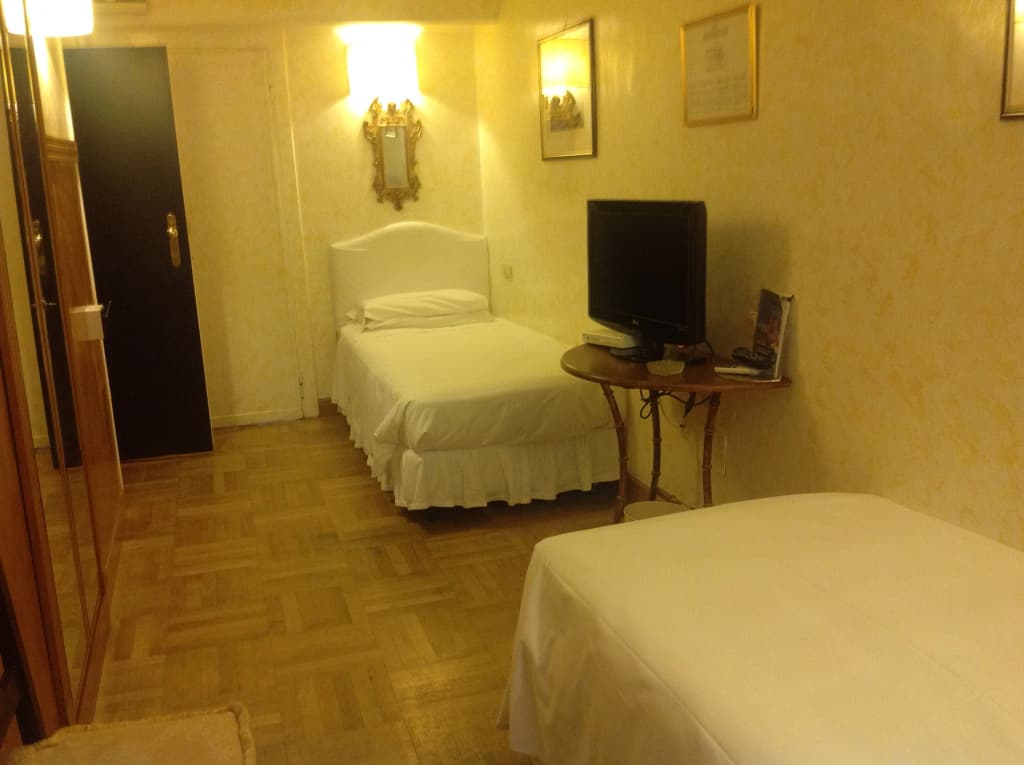 Hotel Fontana - photo 21