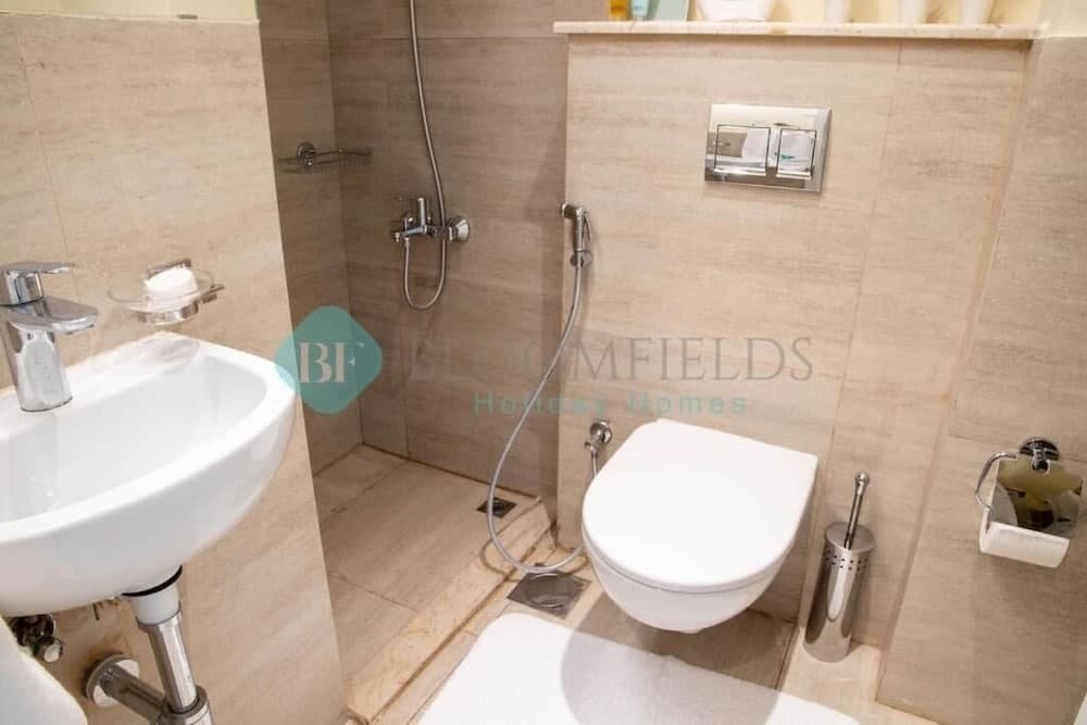 Bloomfields Stylish 2BR in Oasis Mas - photo 8