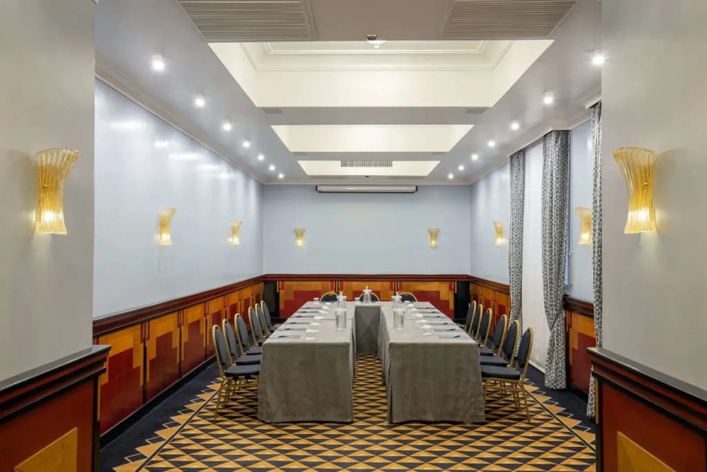 Savoy Hotel - photo 19