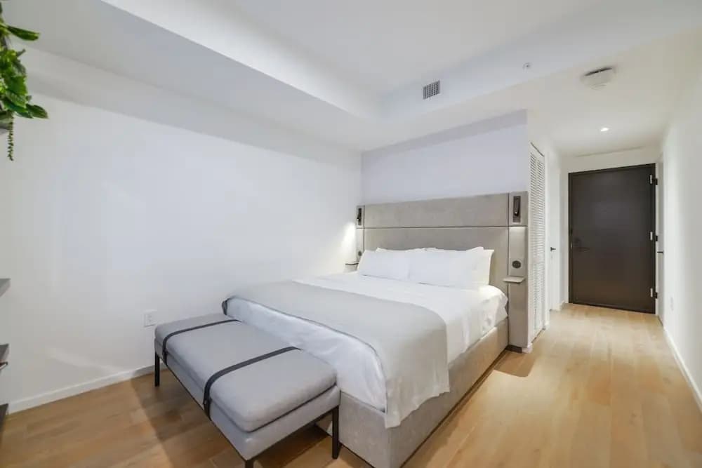 Studio with Panoramic City and Bay Views - photo 31