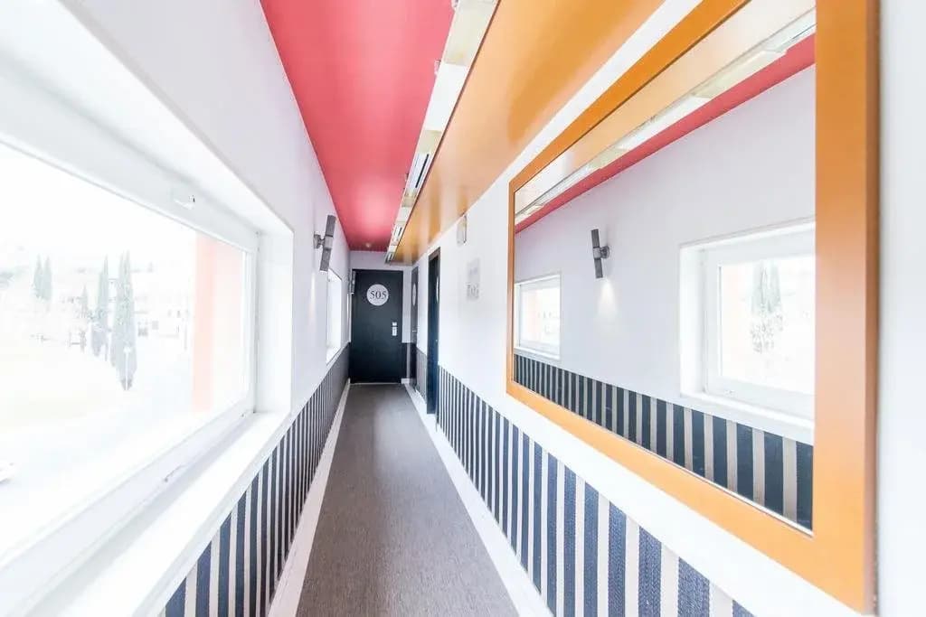 Hotel Colors - photo 5