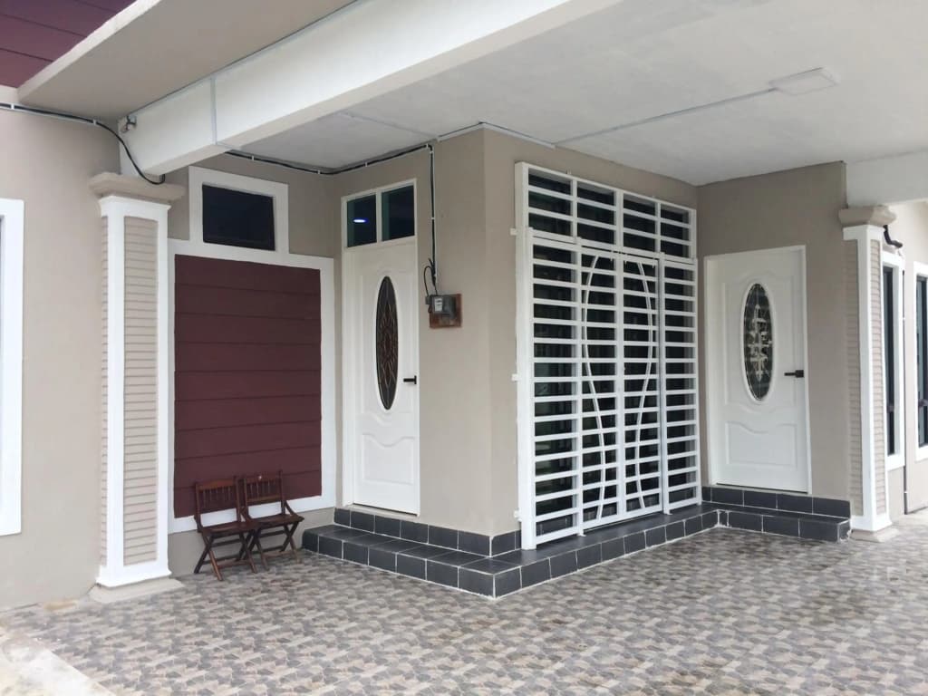 Aina Guest House - photo 13