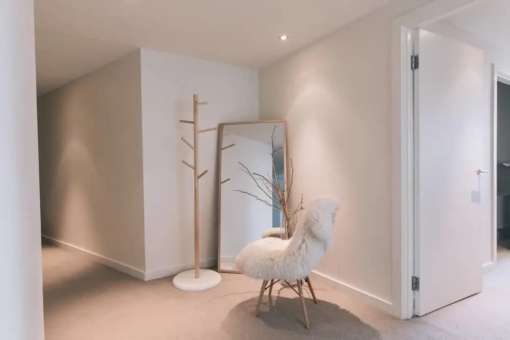 Experience Waterfront Luxury with Views - photo 6