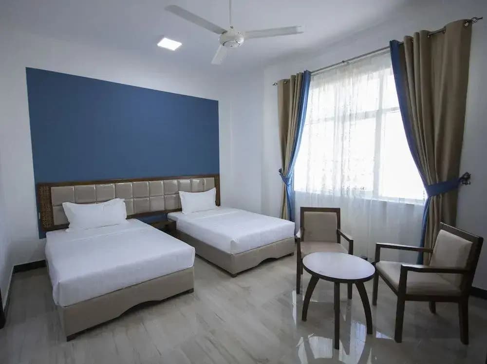 Home Station Hotel - photo 3