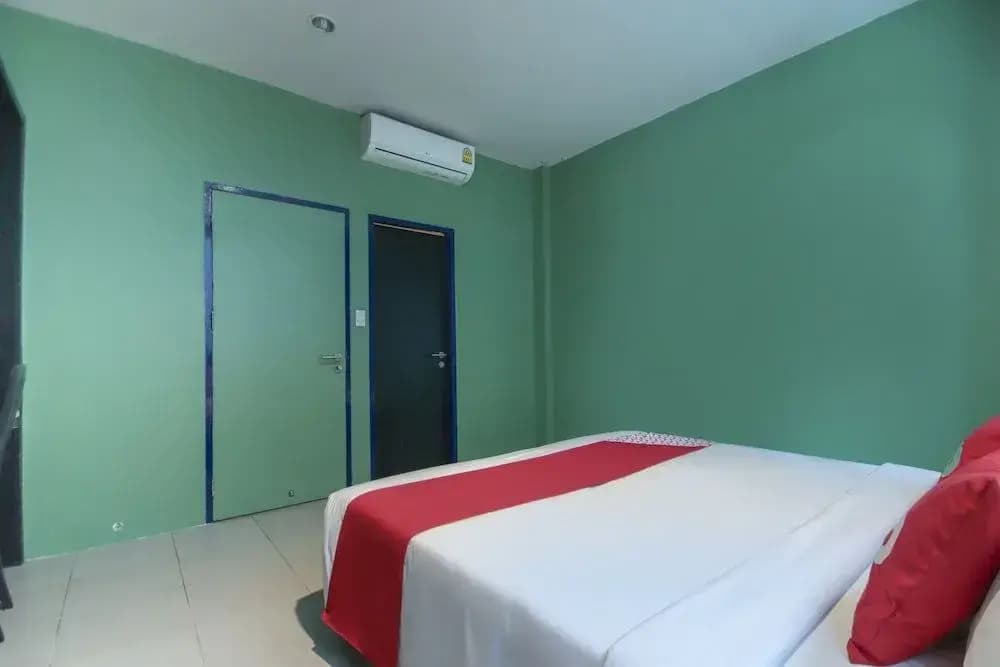 OYO 1162 Chalong Home Place - photo 7