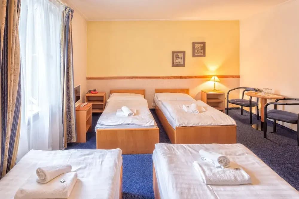 Carl Inn - photo 2