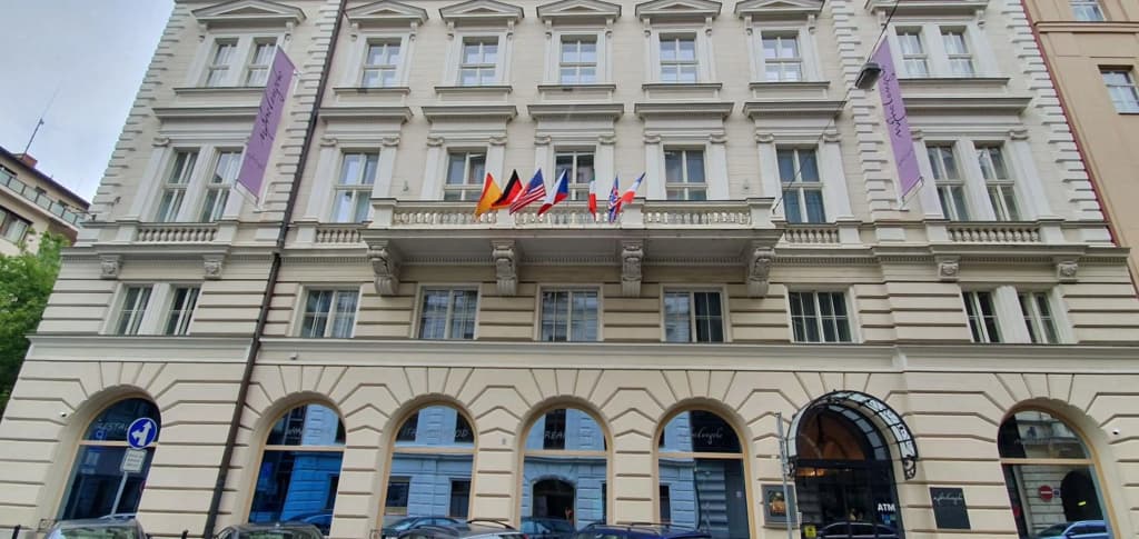 Michelangelo Grand Hotel Prague - photo 22