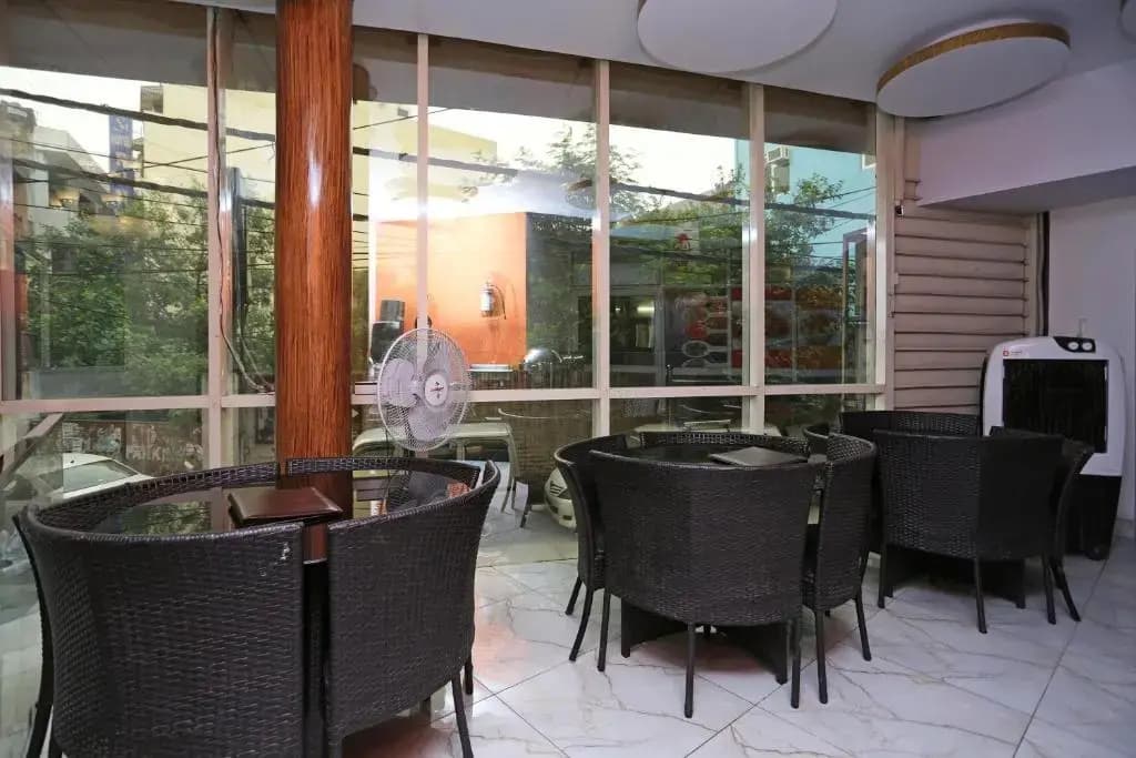 Airport Inn - photo 20