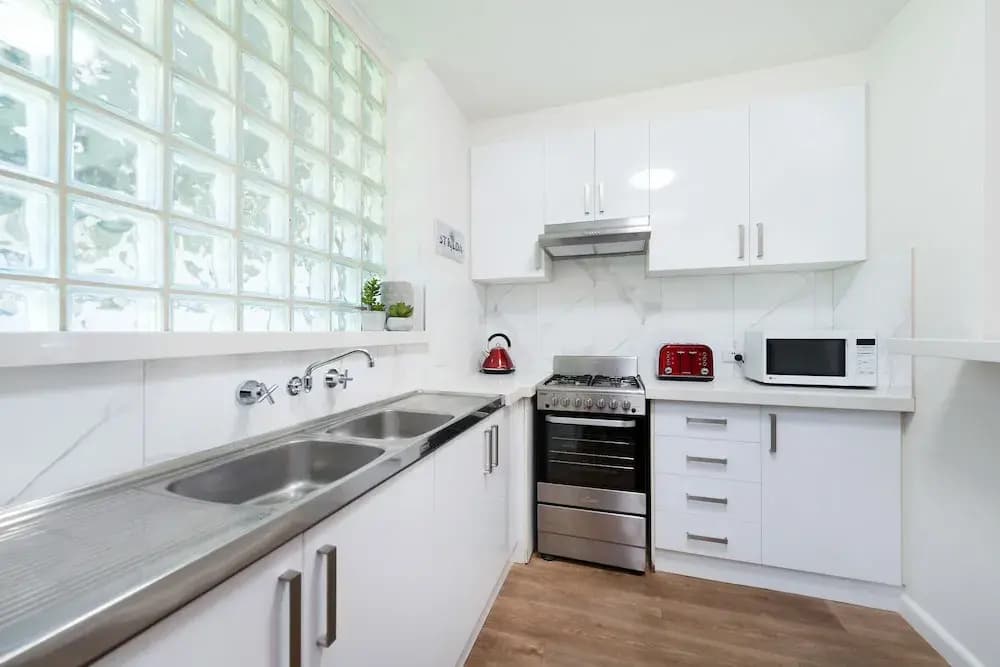 Melbourne Beachside Apartment - photo 14