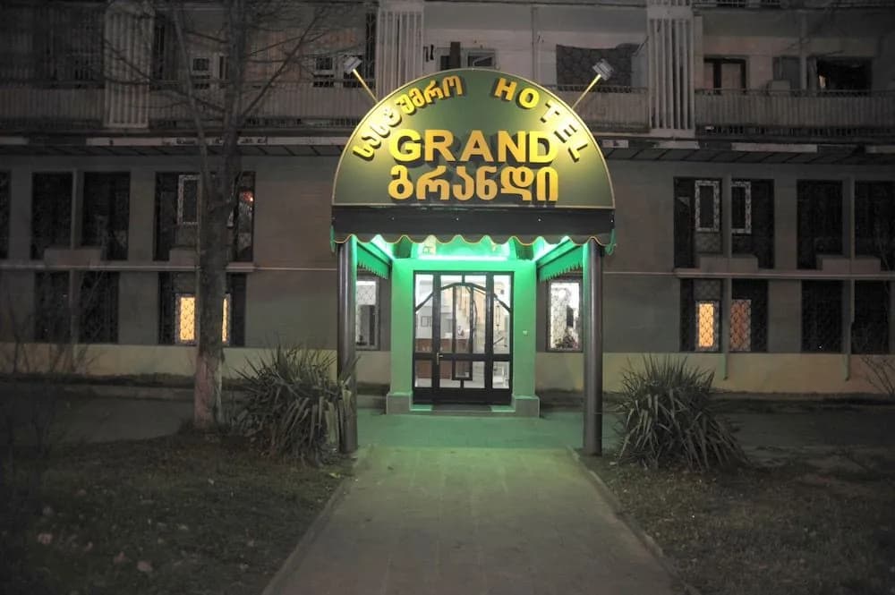 Hotel Grand - main photo