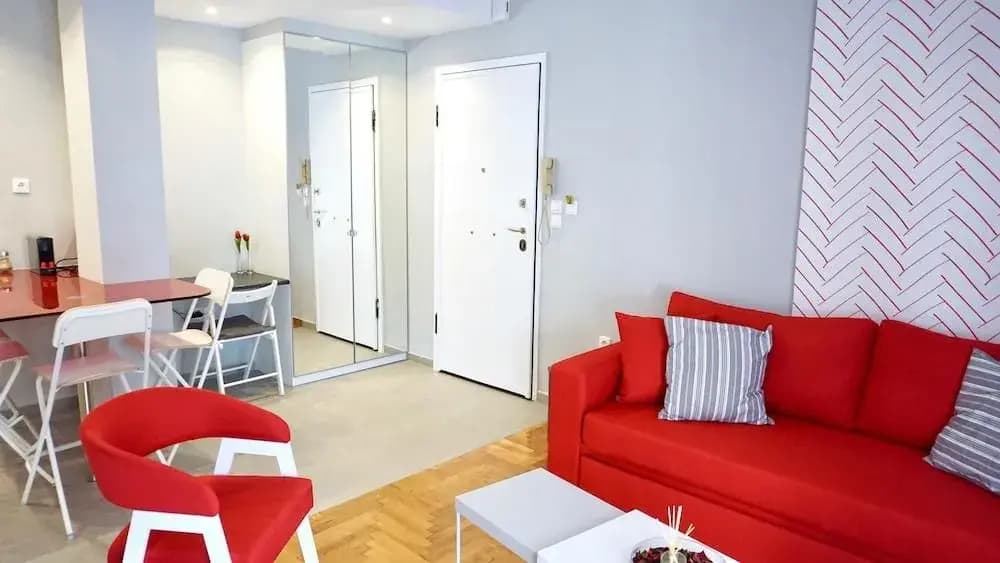 Beautiful Sunny Apt in Athens - photo 3