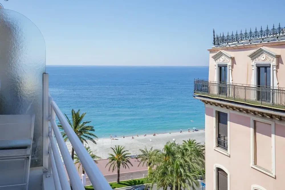Beautiful Apartment near the sea - photo 9