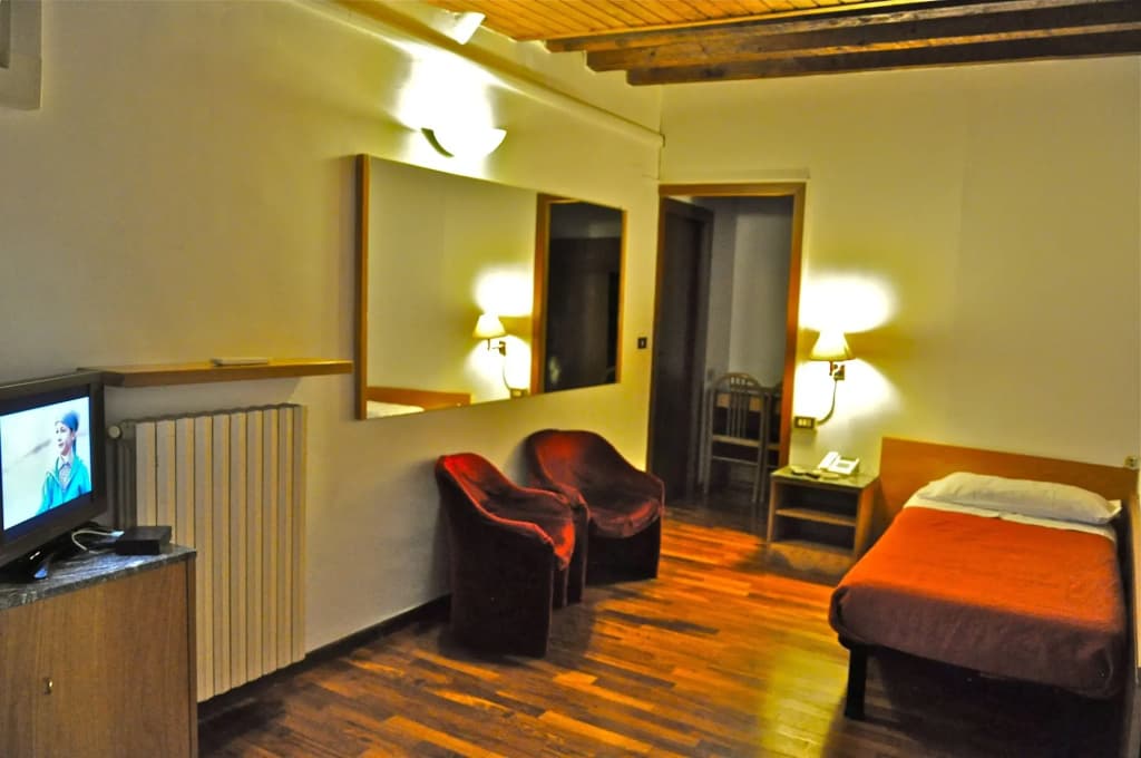 Hotel Vecchia Milano - photo 23