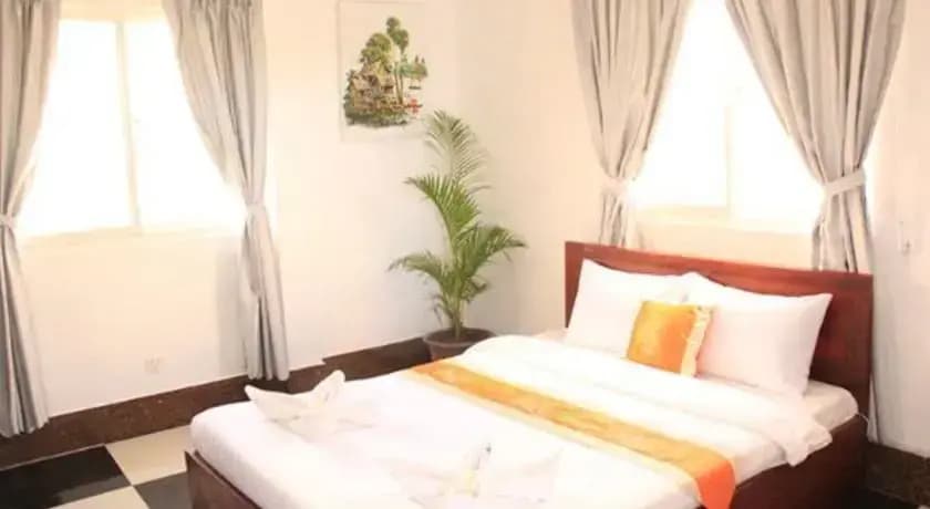 Lakeside Boutique Villa - photo 3