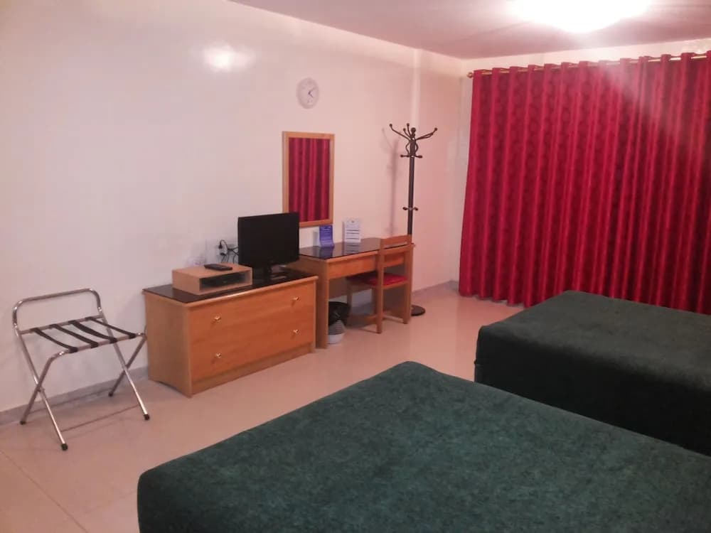 Al Buhairah Hotel Apartments - photo 6