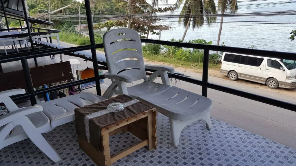 Zone6 Coworking Beach Apartment - photo 19