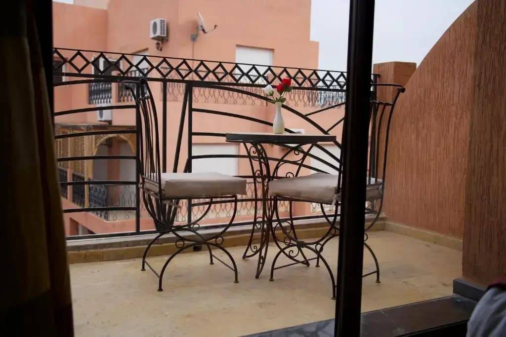 Hôtel Les Trois Palmiers - photo 23