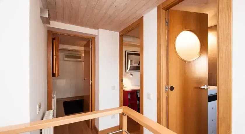 Guinardo Home Apartment - photo 4