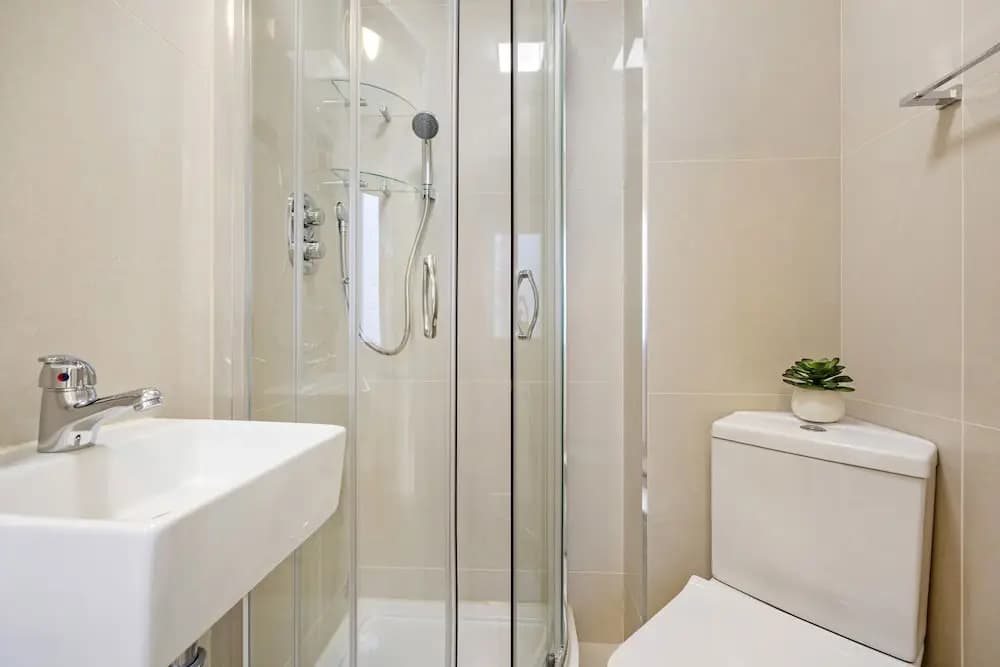 The Sussex Garden Apartment - photo 7