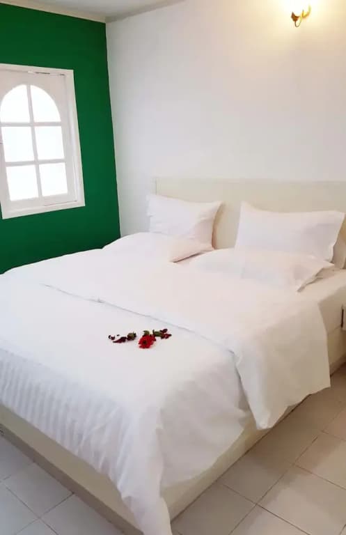 Royal Home Stay - photo 7