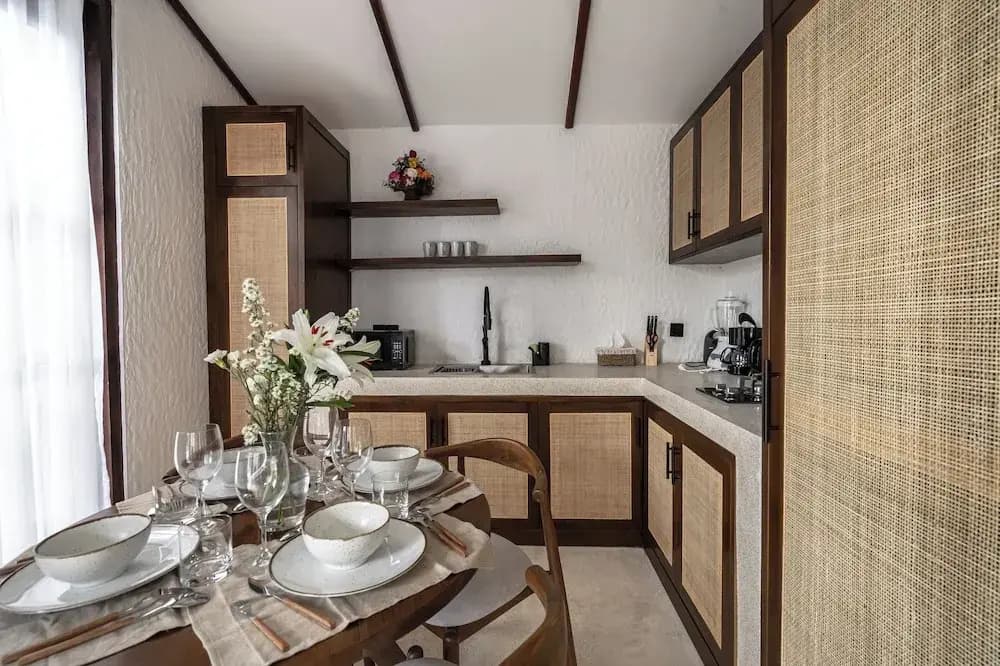 Moonlight EVDEkimi - Stylish 2BR escape with Tropical garden and Pool - photo 17