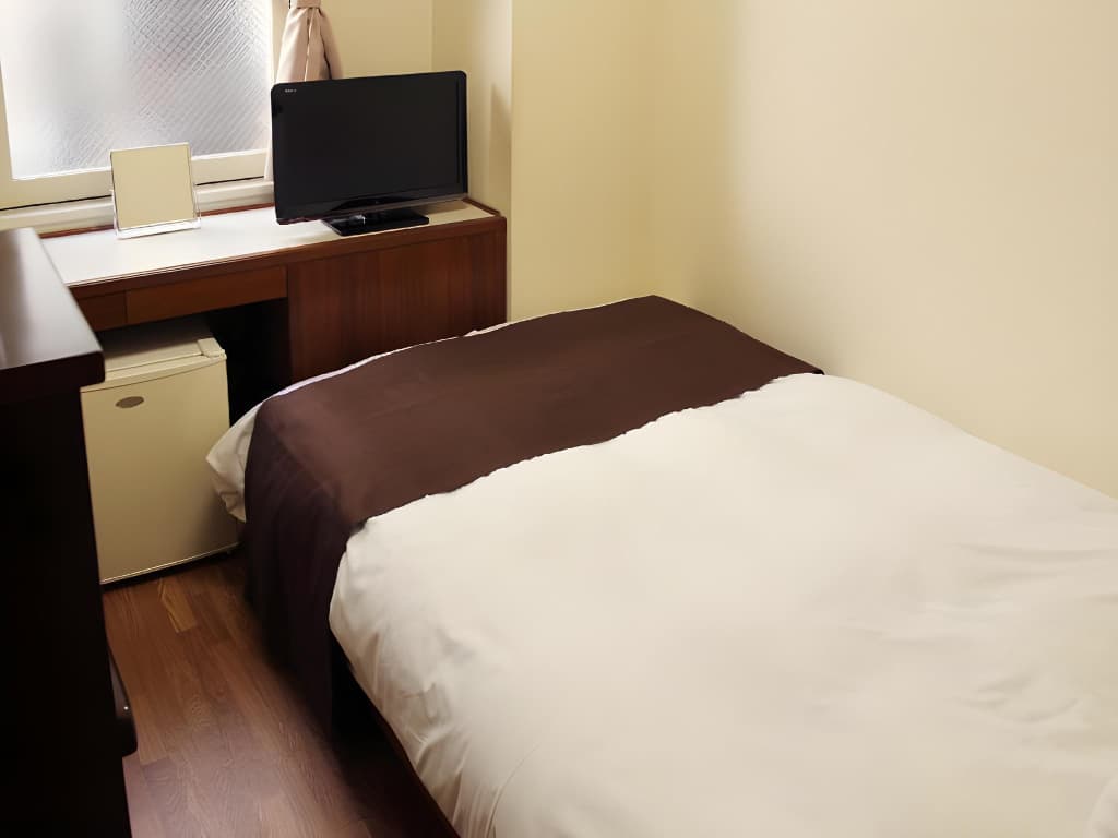 Hotel Livemax Nippori, Tokyo - photo 12