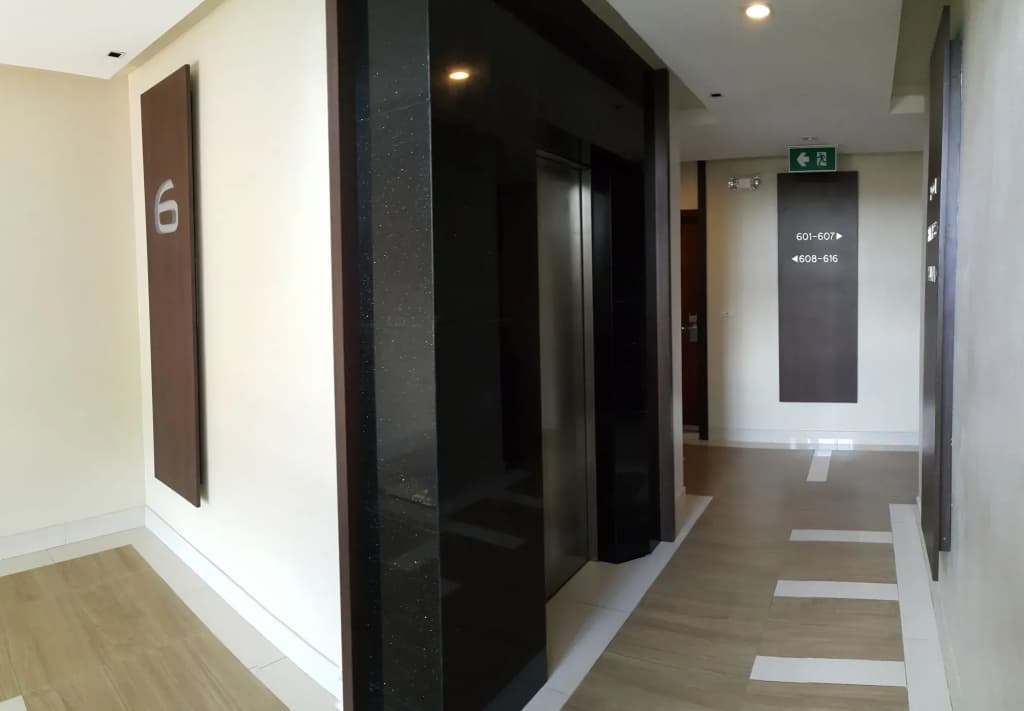 April Suites - photo 15