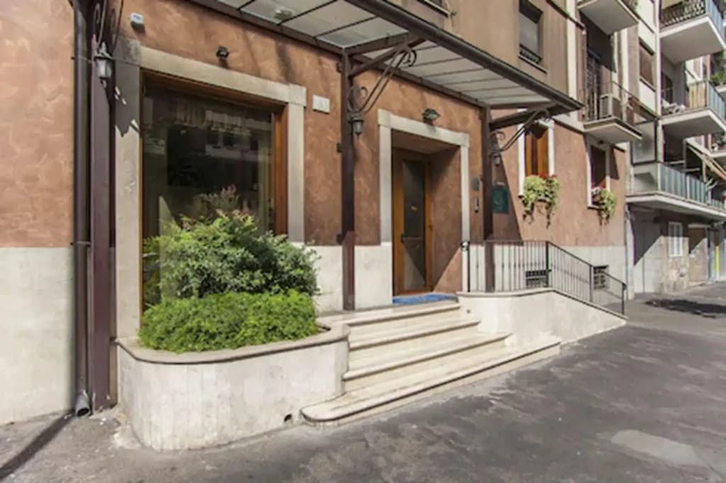 Hotel Tuscolana - photo 23