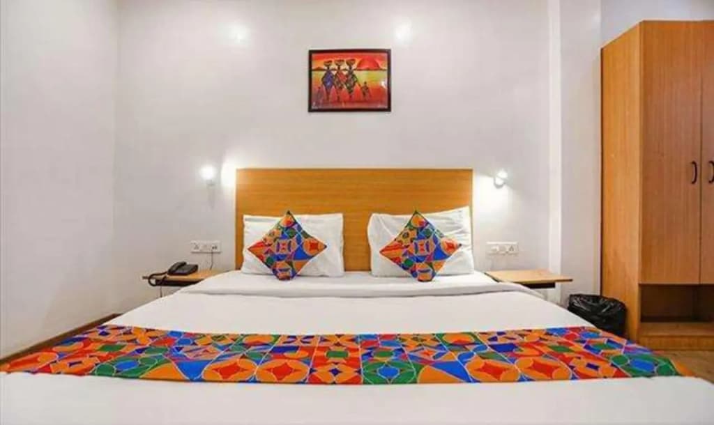 Hotel Yellow Chilli - photo 22