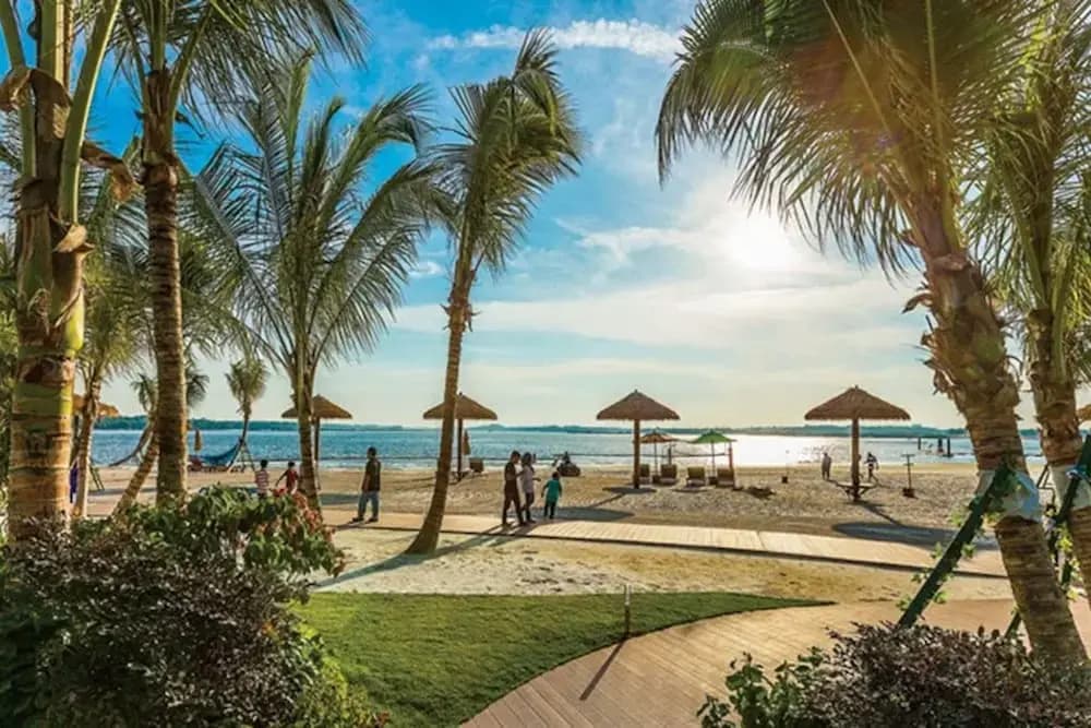 Spacious @ Country Garden Danga Bay - photo 16