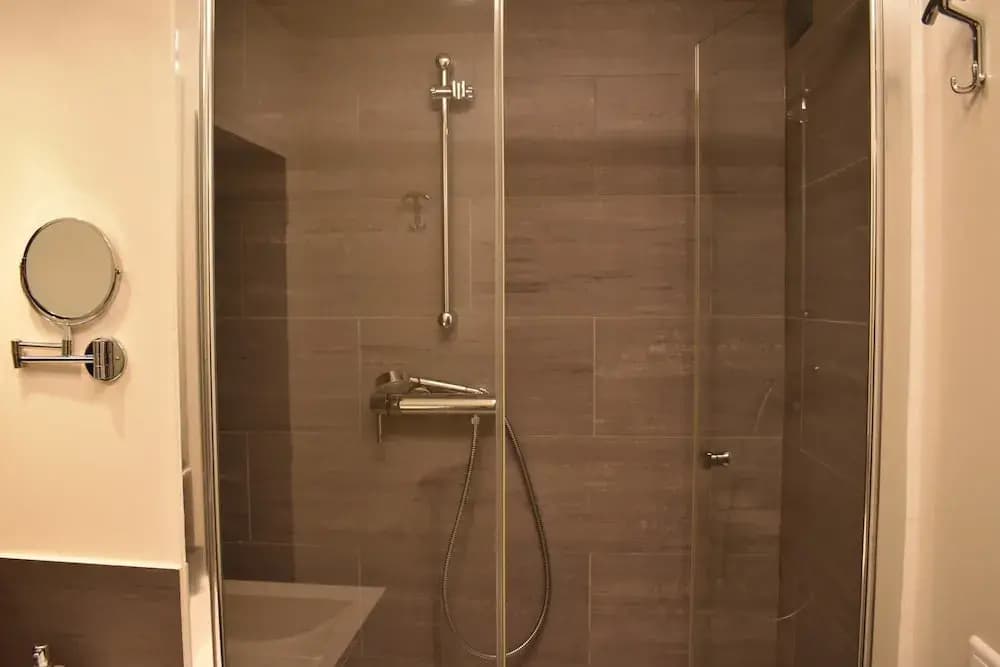Studio Apartment Near Trocadéro & Champs Elysées - photo 5