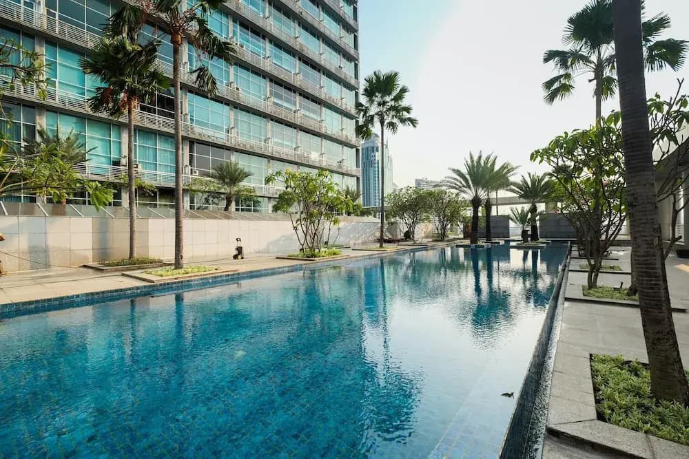 Spacious 1BR Two-Level Apartment at CityLofts Sudirman - photo 10