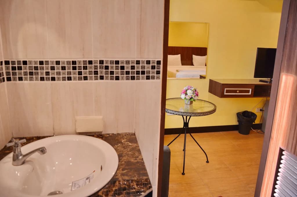 Taj Place Residency - photo 6