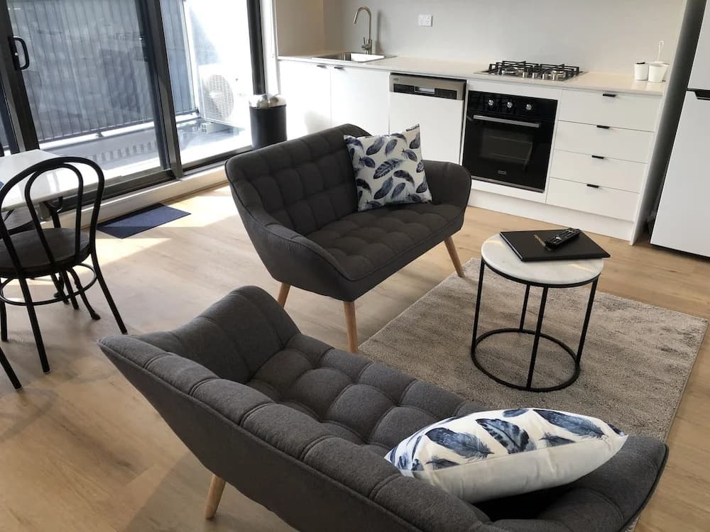Q Squared Serviced Apartments - photo 5