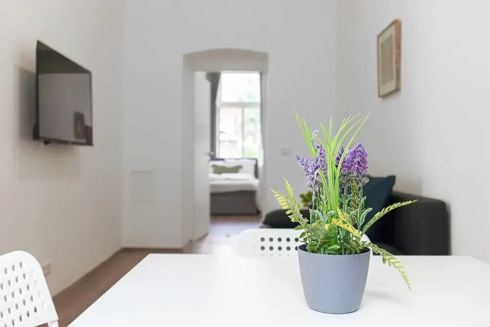 Comfy Stay Near AKH Perfect For Traveler - photo 10