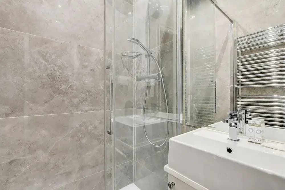 Charming Apartment - 1br/4p - Place Victor Hugo - photo 7