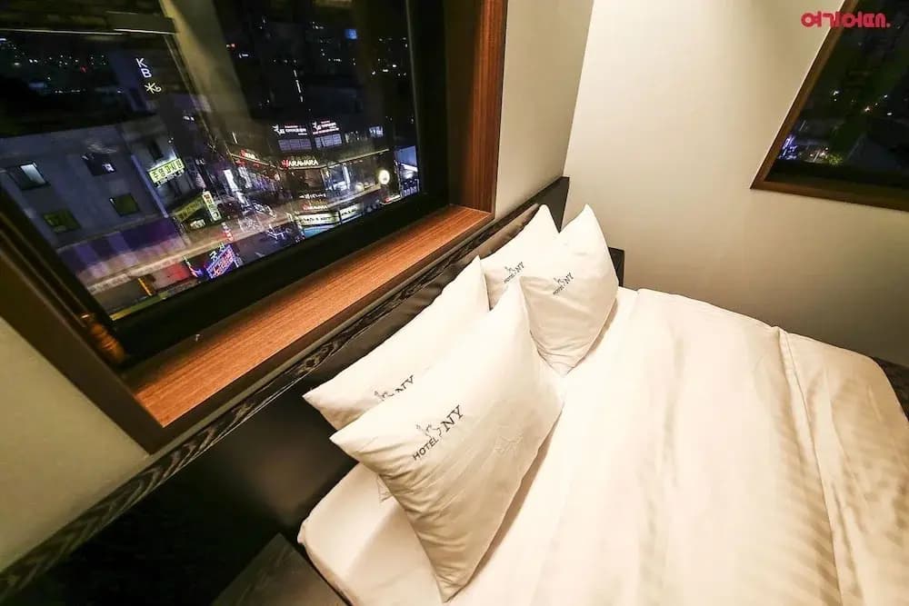 Yeongdeungpo Station New York Hotel - photo 8