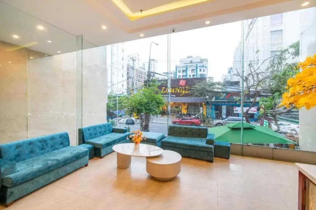 May Beach Hotel - photo 18