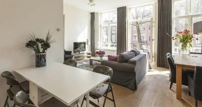 Sarphati Apartments Suites - photo 2