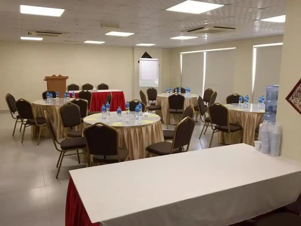 Muscat Hills Hotel - photo 25